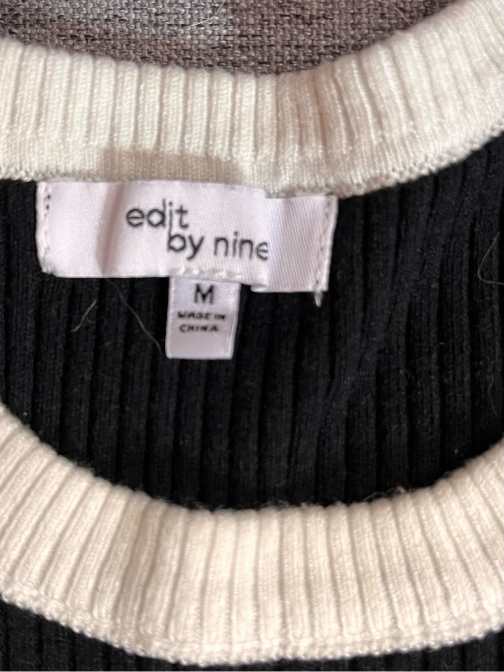 Edit by Nine Ribbed Contrast Trim Knit Tank Top - Size Medium - Picture 4 of 5
